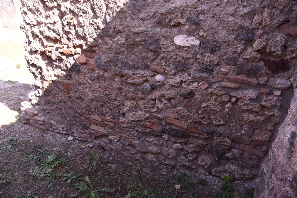 I.4.22 Pompeii. October 2019. Room “n”, looking towards east wall.
Foto Tobias Busen, ERC Grant 681269 DÉCOR.