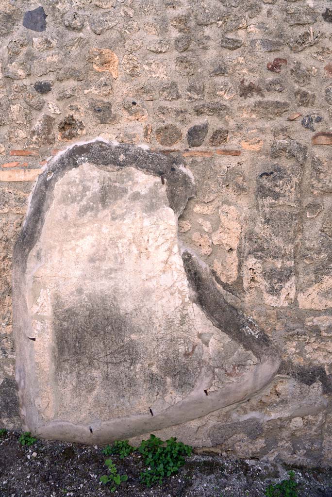 I.4.25/I.4.5 Pompeii. October 2019. Entrance corridor/fauces 3, detail from south wall.
Foto Tobias Busen, ERC Grant 681269 DÉCOR.