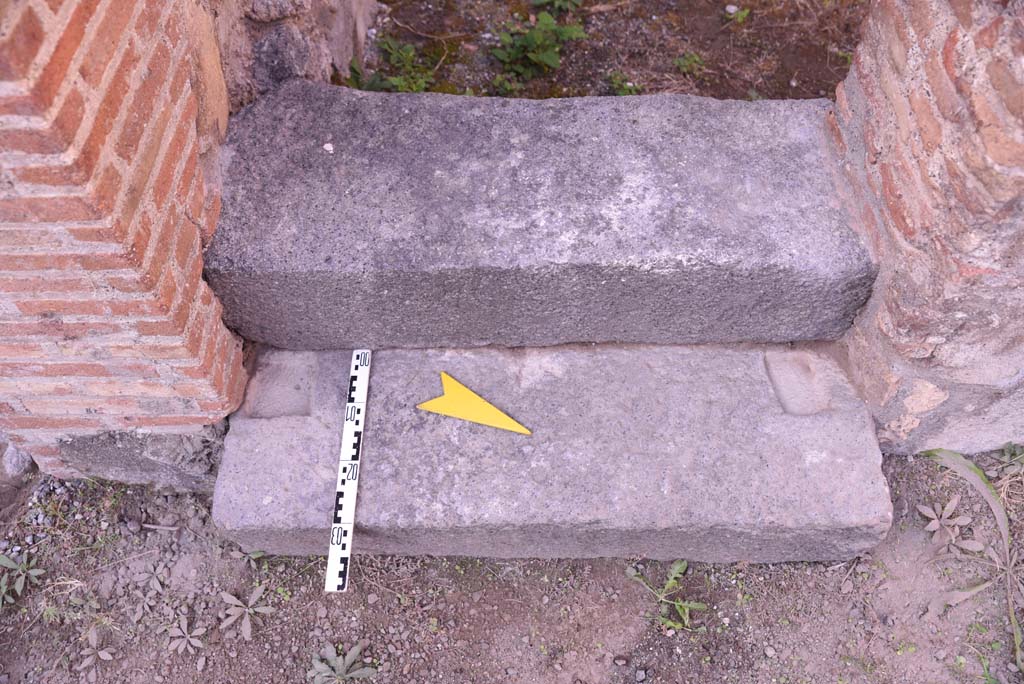 I.4.25 Pompeii. October 2019. Looking west to base of stairs after cleaning.
Foto Tobias Busen, ERC Grant 681269 DÉCOR