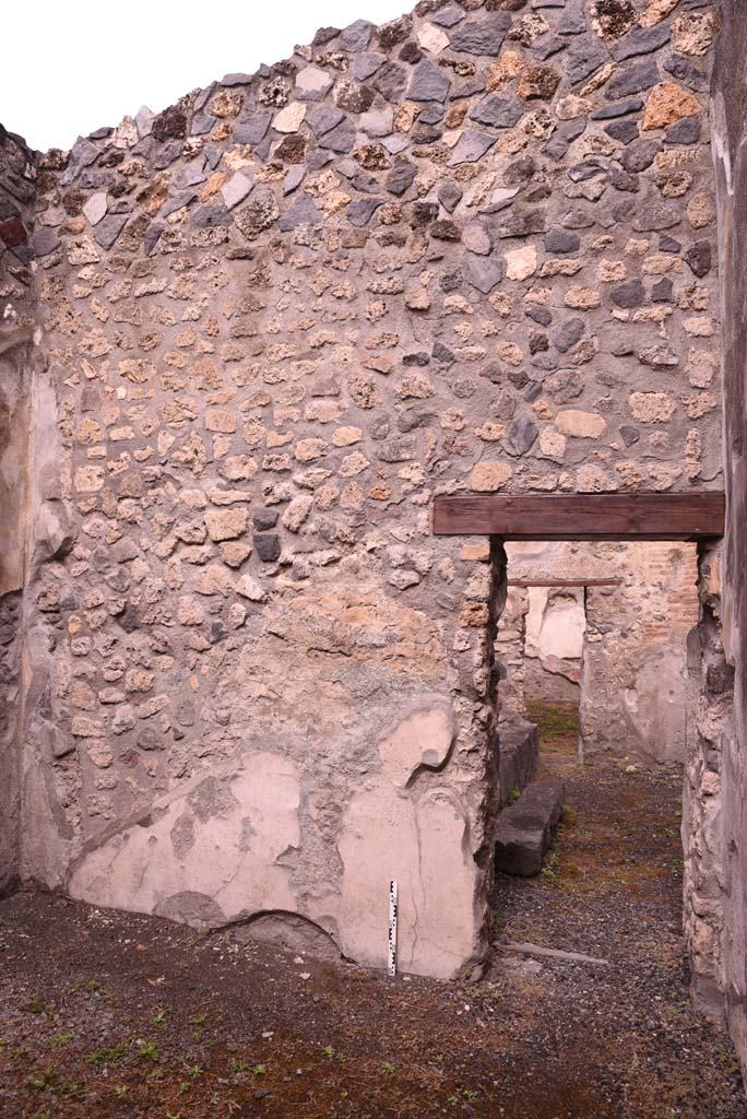 I.4.25 Pompeii. September 2019. 
Room 52, looking towards north wall with doorway into room 51.
Foto Tobias Busen, ERC Grant 681269 DÉCOR.