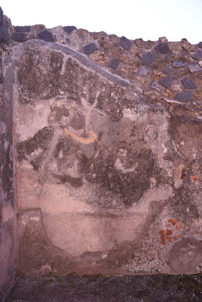 I.4.25 Pompeii. October 2019. Room 37, south wall at east end.
Foto Tobias Busen, ERC Grant 681269 DÉCOR.