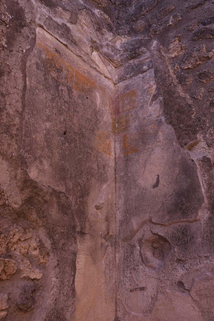 I.4.25 Pompeii. October 2019. Room 36, upper south-west corner of cubiculum.
Foto Tobias Busen, ERC Grant 681269 DÉCOR.