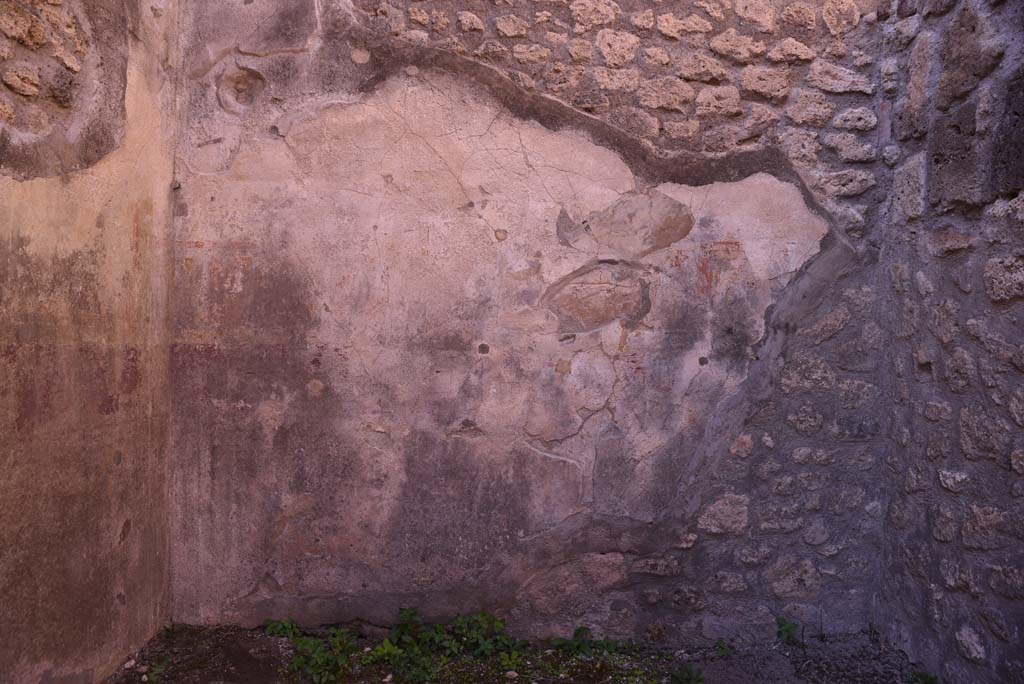 I.4.25 Pompeii. October 2019. Room 36, detail of west wall of cubiculum.
Foto Tobias Busen, ERC Grant 681269 DÉCOR.