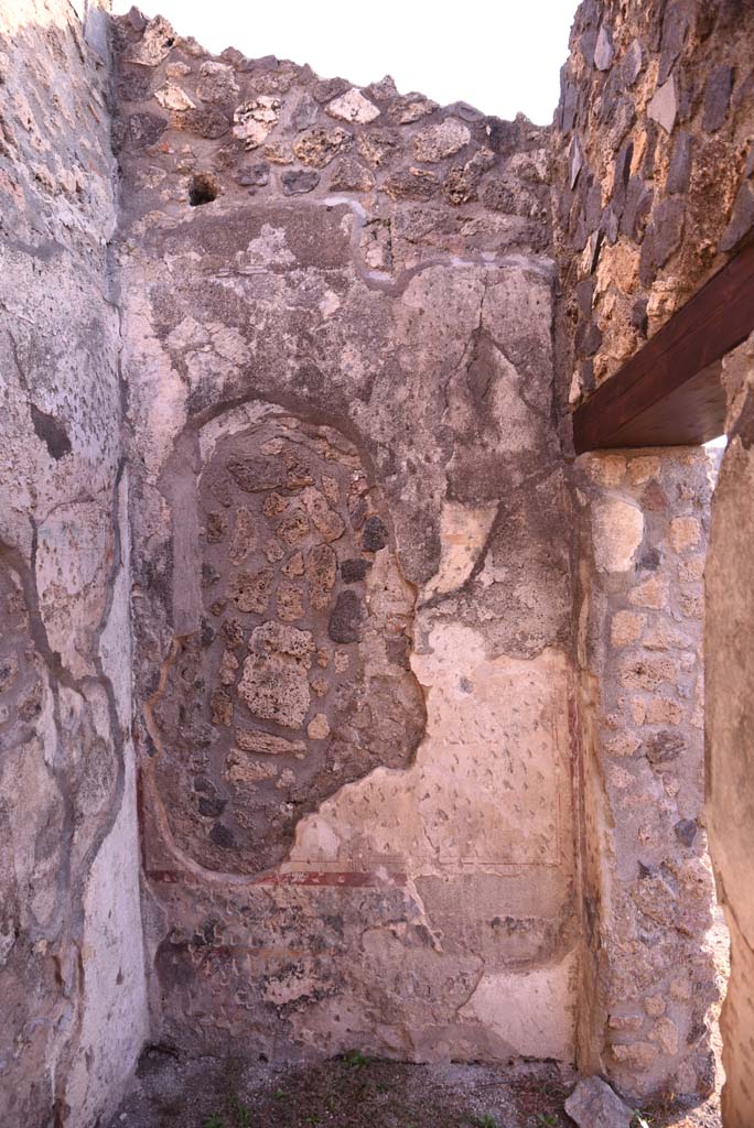 I.4.25 Pompeii. October 2019. Room 44, looking east in cubiculum,
Foto Tobias Busen, ERC Grant 681269 DÉCOR.