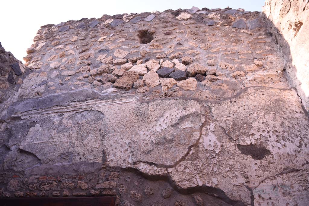 I.4.25 Pompeii. October 2019. Room 44, detail from upper wall of cubiculum.
Foto Tobias Busen, ERC Grant 681269 DÉCOR.
