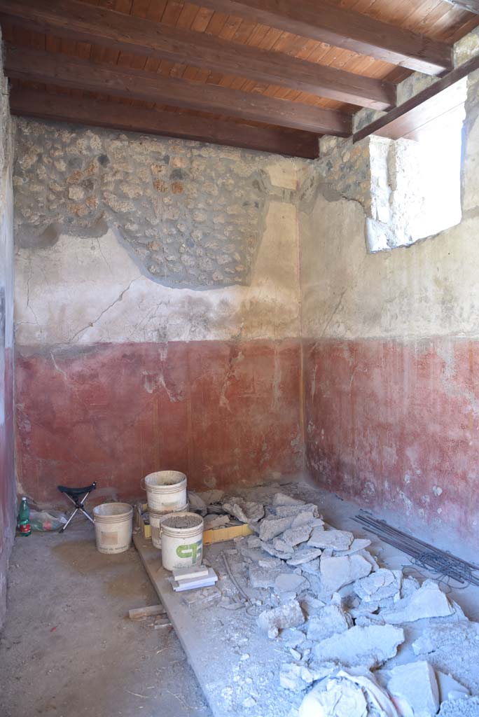 I.4.25 Pompeii. September 2020. Room 22, looking north-east from entrance doorway.
Foto Tobias Busen, ERC Grant 681269 DÉCOR.
