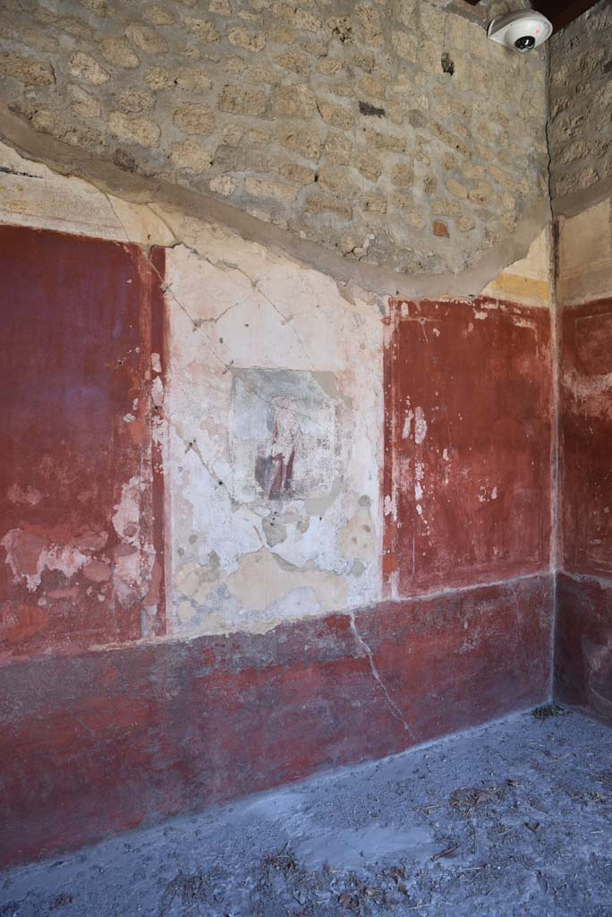 I.4.25 Pompeii. September 2020.  Room 23, looking towards east wall of cubiculum.
Foto Tobias Busen, ERC Grant 681269 DÉCOR.