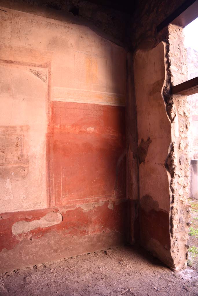 I.4.25 Pompeii. October 2019. Room 23, looking towards south-east corner.
Foto Tobias Busen, ERC Grant 681269 DÉCOR.