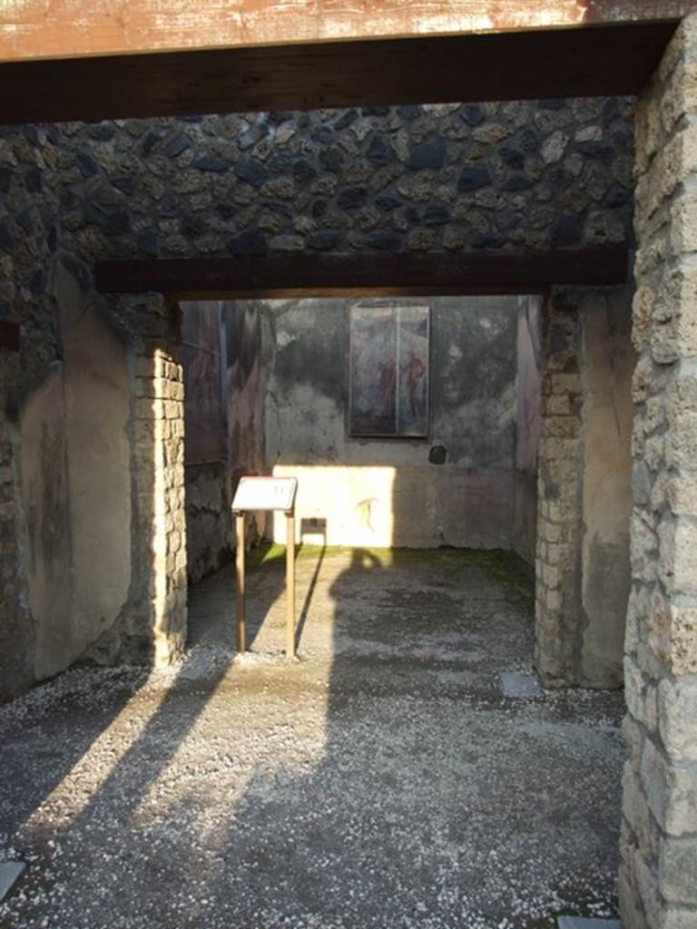 I.4.25 Pompeii. December 2007. 
Doorway to room 20, the cubiculum of Mars and Venus with an antechamber at the front.
In this room were found paintings of The Love of Mars and Venus, Leda and the Swan, and a painting interpreted as either Apollo and Poseidon at the court of Laomedon, King of Troy or Achilles and Phoenix guarding the wounded Greek hero Telephus.