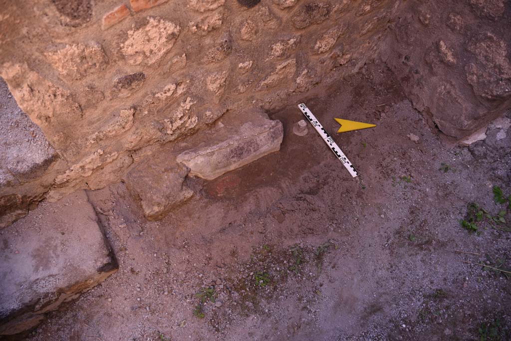 I.4.25/I.4.5 Pompeii. October 2019. 
Corridor 13A, or unnumbered corridor on north side of room 13, lead pipe on north side of steps/doorway into room 38, on left.
Foto Tobias Busen, ERC Grant 681269 DÉCOR.