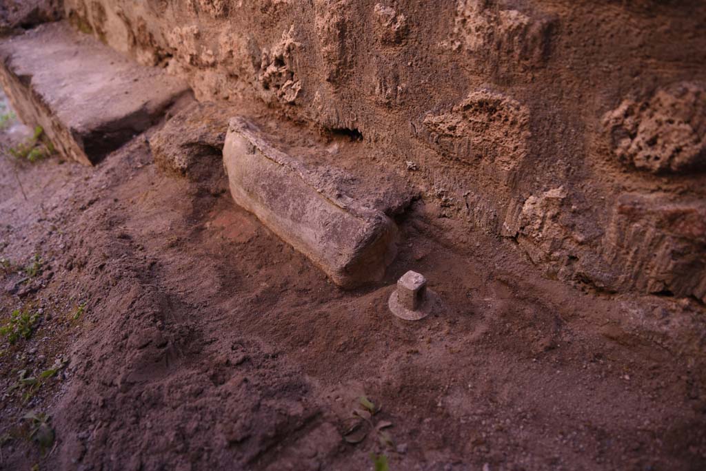I.4.5 Pompeii. October 2019. Corridor 13A, or unnumbered corridor on north side of room 13, looking south.
Foto Tobias Busen, ERC Grant 681269 DÉCOR.