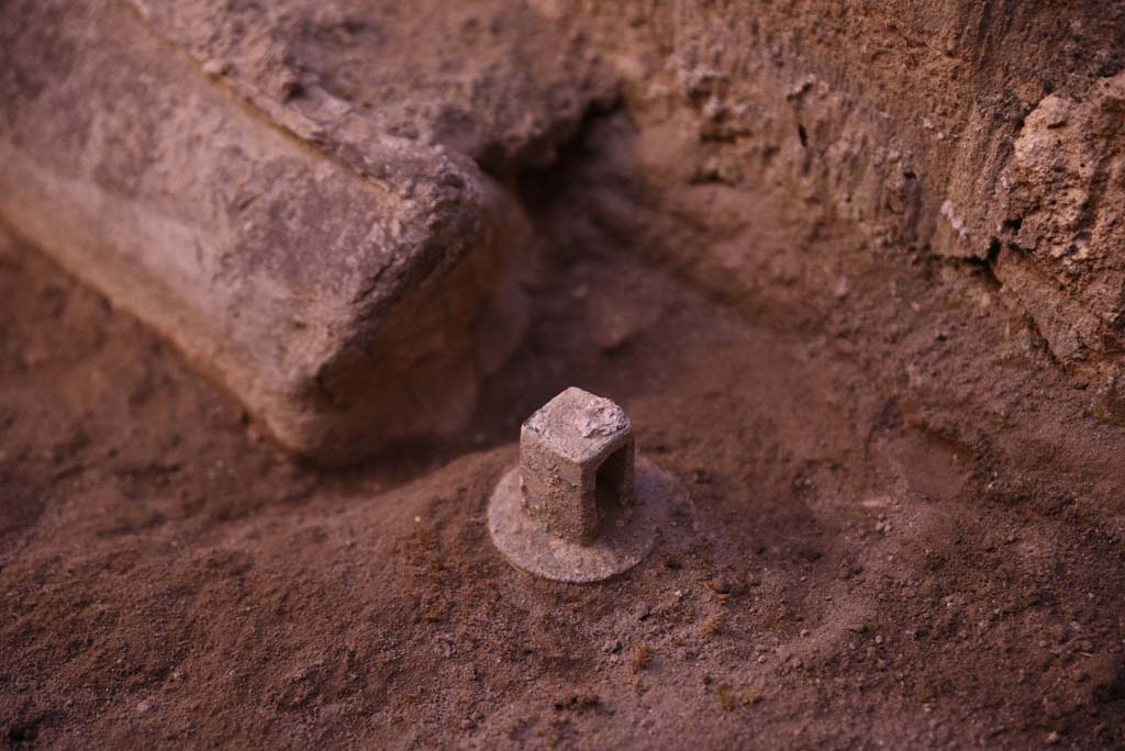 I.4.5 Pompeii. October 2019. Corridor 13A, or unnumbered corridor on north side of room 13, detail.
Foto Tobias Busen, ERC Grant 681269 DÉCOR.