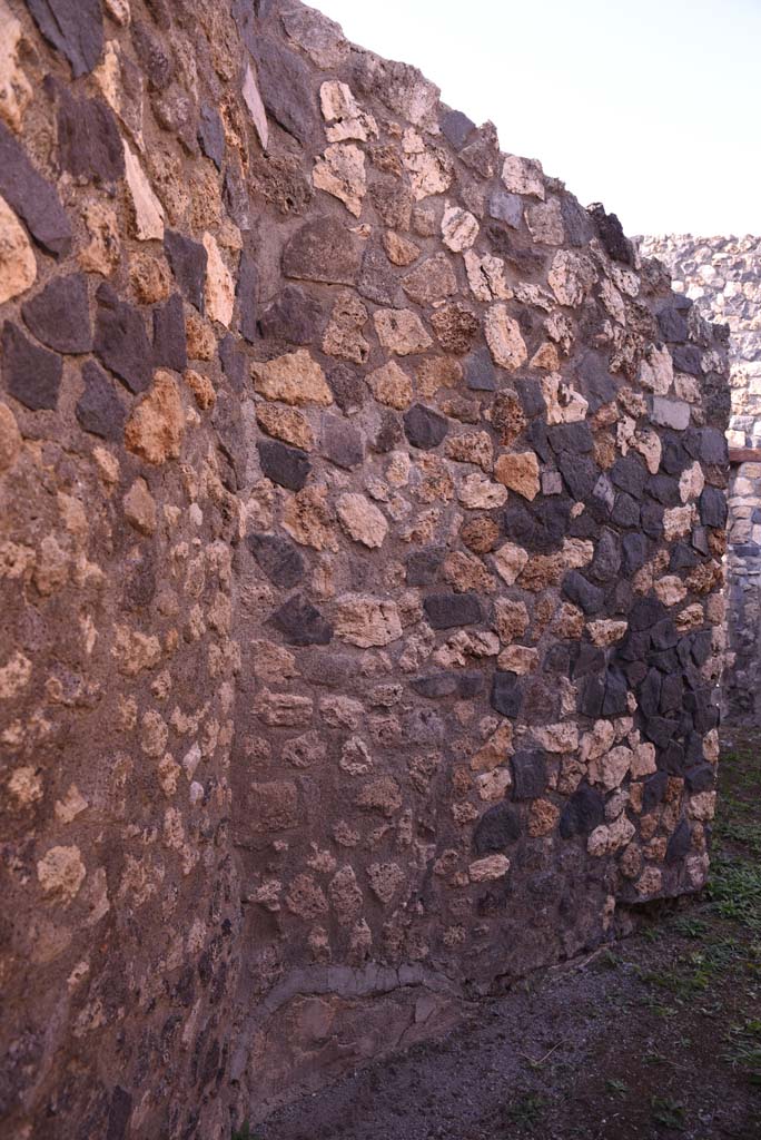 I.4.25/I.4.5 Pompeii. October 2019. 
Looking north along west wall in Corridor 13A or unnumbered corridor, towards rear of alcove from Caldarium.
Foto Tobias Busen, ERC Grant 681269 DÉCOR.