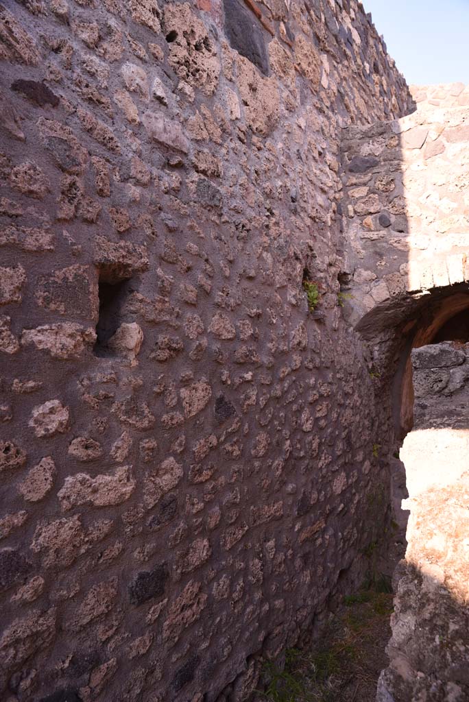 I.4.25/I.4.5 Pompeii. October 2019. Unnumbered corridor/room, north wall and north-east corner.
Foto Tobias Busen, ERC Grant 681269 DÉCOR.