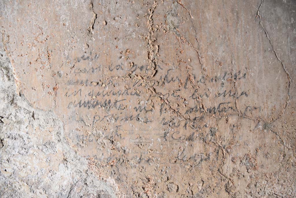 I.4.25/I.4.5 Pompeii. September 2020. Unnumbered corridor/room, detail of writing on east wall. 
Foto Tobias Busen, ERC Grant 681269 DÉCOR.