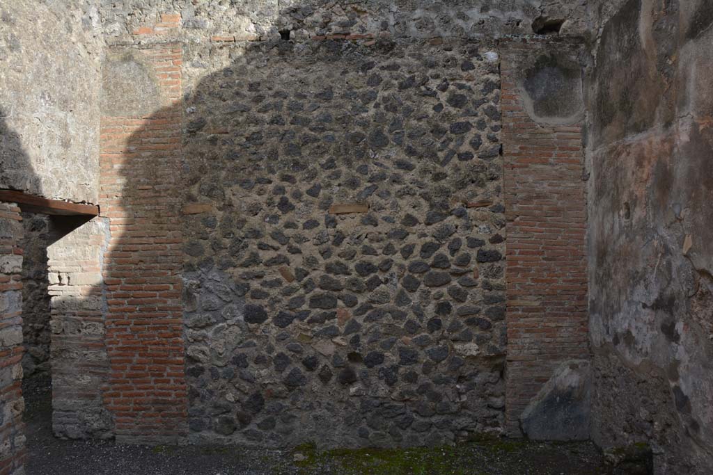 I.4.26 Pompeii. May 2019. Looking towards south wall.
Foto Tobias Busen, ERC Grant 681269 DÉCOR.