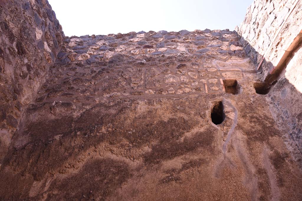 I.4.27 Pompeii. October 2019. Upper west wall.
Foto Tobias Busen, ERC Grant 681269 DÉCOR.