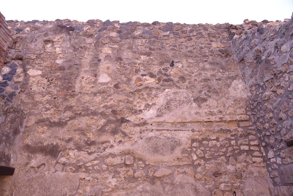 I.4.28 Pompeii. October 2019. Room 26, upper west wall.
Foto Tobias Busen, ERC Grant 681269 DÉCOR.