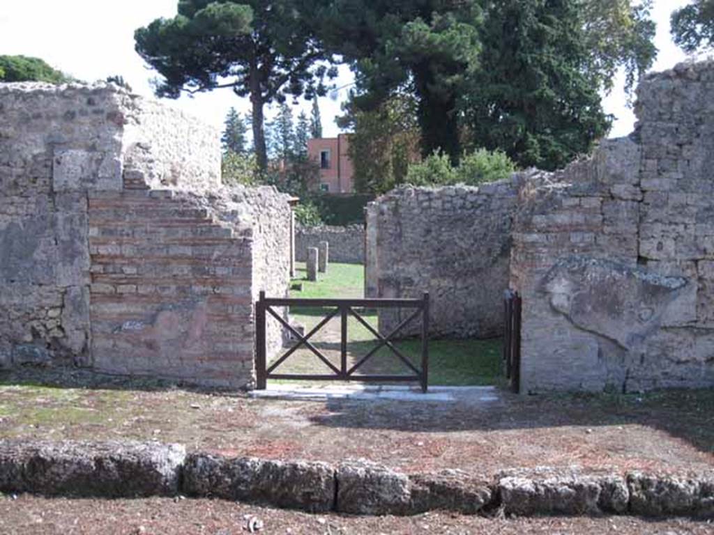 I.5.2 Pompeii. September 2010. Entrance looking south towards walls (from across street) Photo courtesy of Drew Baker.