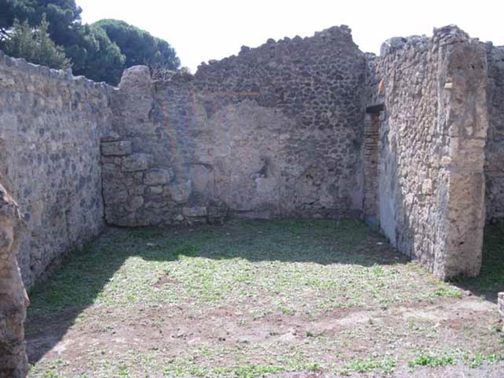 I.5.2 Pompeii. September 2010. Looking west across antechamber towards steps to upper floor, and doorway to cubiculum. Photo courtesy of Drew Baker.
