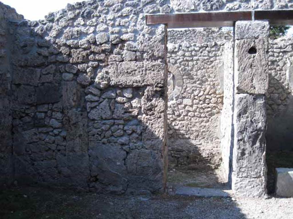 I.5.2 Pompeii. September 2010. Doorway into room on west side of north wall. Photo courtesy of Drew Baker.