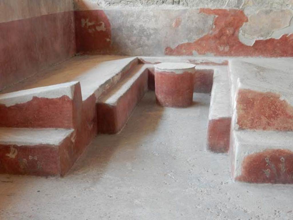 I.6.2 Pompeii. May 2017. Looking south-west towards triclinium with table.   Photo courtesy of Buzz Ferebee.