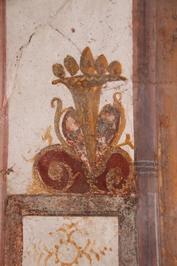 I.6.7 Pompeii. May 2024. 
Detail of painted decoration on south wall of atrium. Photo courtesy of Klaus Heese.