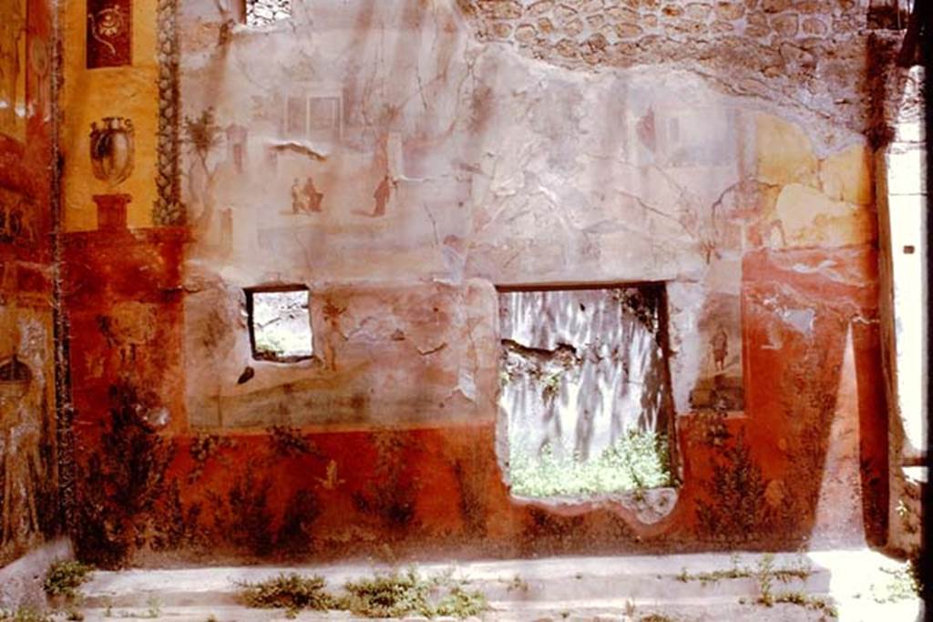 I.6.15 Pompeii. 1961. Room 9, east wall of small garden, with window to room 10. Photo by Stanley A. Jashemski.
Source: The Wilhelmina and Stanley A. Jashemski archive in the University of Maryland Library, Special Collections (See collection page) and made available under the Creative Commons Attribution-Non Commercial License v.4. See Licence and use details.
J61f0347