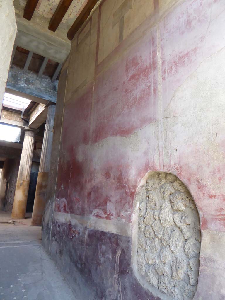 I.6.15 Pompeii. September 2018. Looking north along east wall of entrance corridor/fauces.             
Foto Annette Haug, ERC Grant 681269 DÉCOR