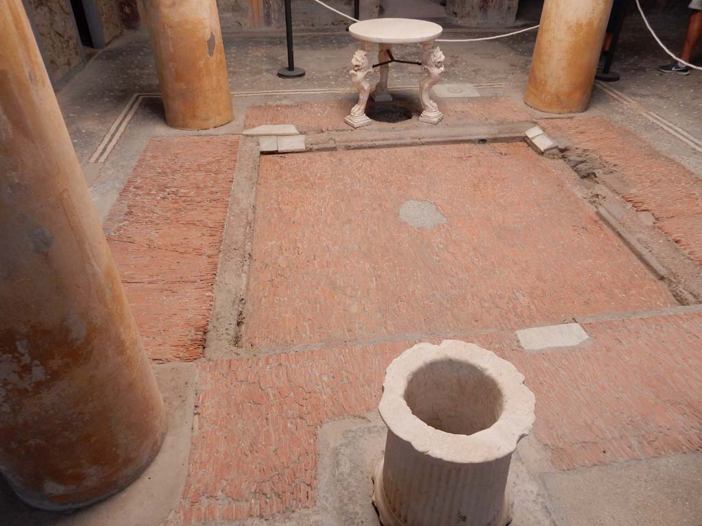 I.6.15 Pompeii. June 2019. Room 4, looking north across impluvium in atrium. Photo courtesy of Buzz Ferebee.