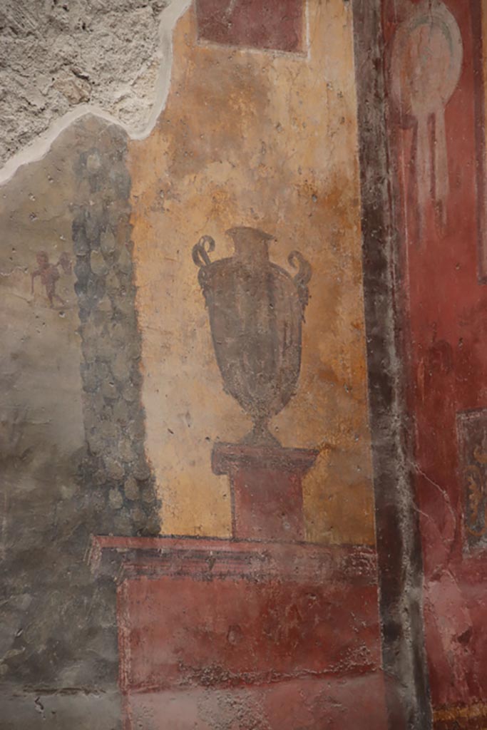 I.6.15 Pompeii. October 2023. 
Room 9, detail from west wall in north-west corner. Photo courtesy of Klaus Heese.