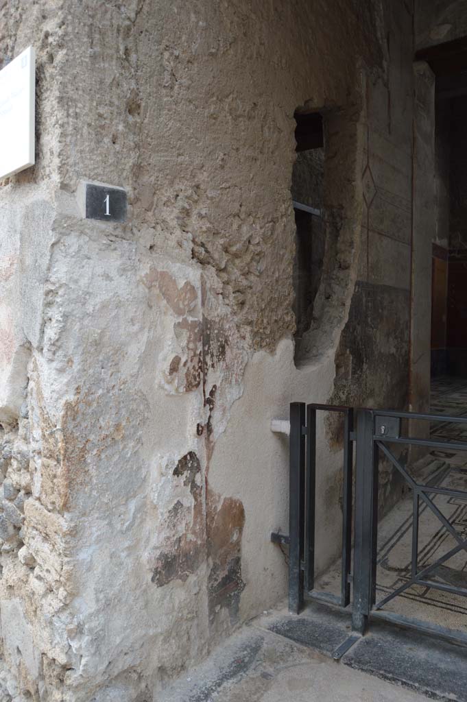 I.7.1 Pompeii. October 2017. Looking towards east side of entrance corridor.
Foto Taylor Lauritsen, ERC Grant 681269 DÉCOR.