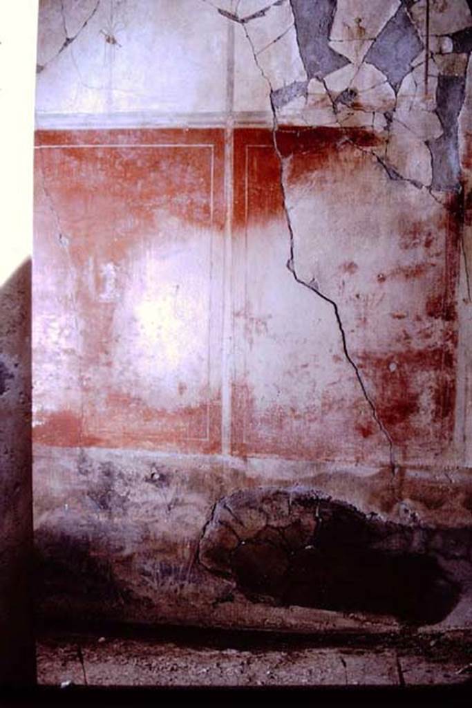 I.7.7 Pompeii, 1968. North portico. Photo by Stanley A. Jashemski.
Source: The Wilhelmina and Stanley A. Jashemski archive in the University of Maryland Library, Special Collections (See collection page) and made available under the Creative Commons Attribution-Non Commercial License v.4. See Licence and use details.
J68f0431