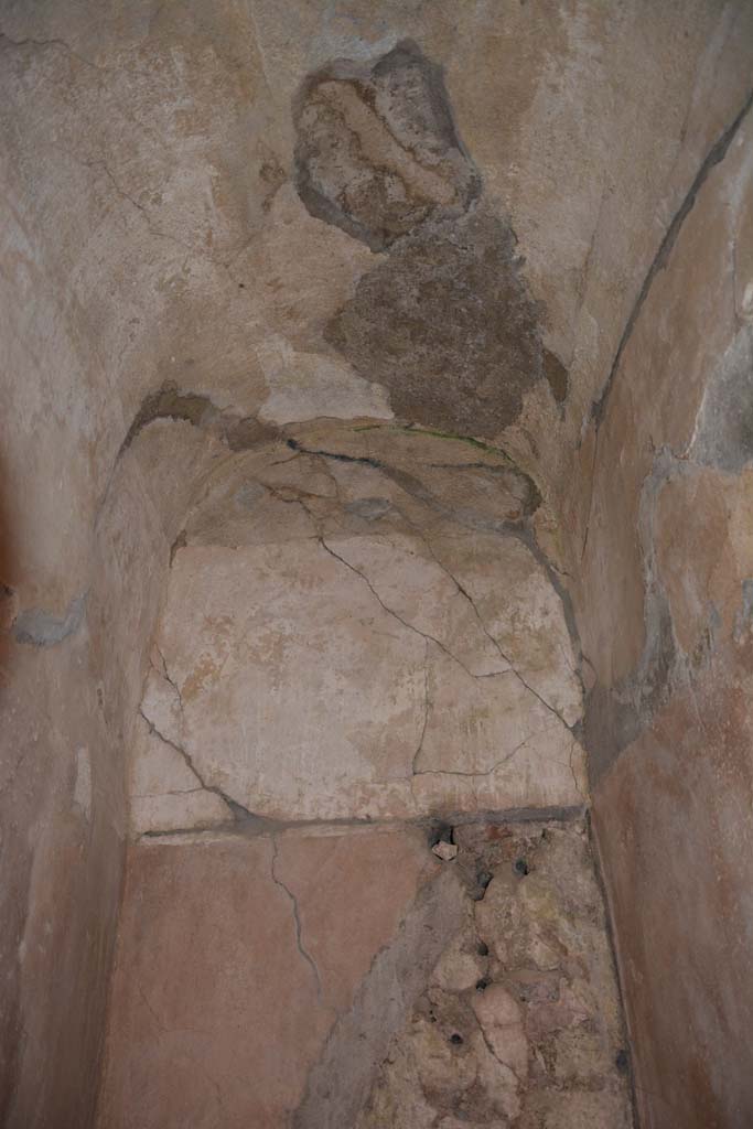 I.7.7 Pompeii. October 2019. 
Upper wall and arched ceiling of small room to north of pseudoperistyle, in north-east corner.
Foto Annette Haug, ERC Grant 681269 DÉCOR