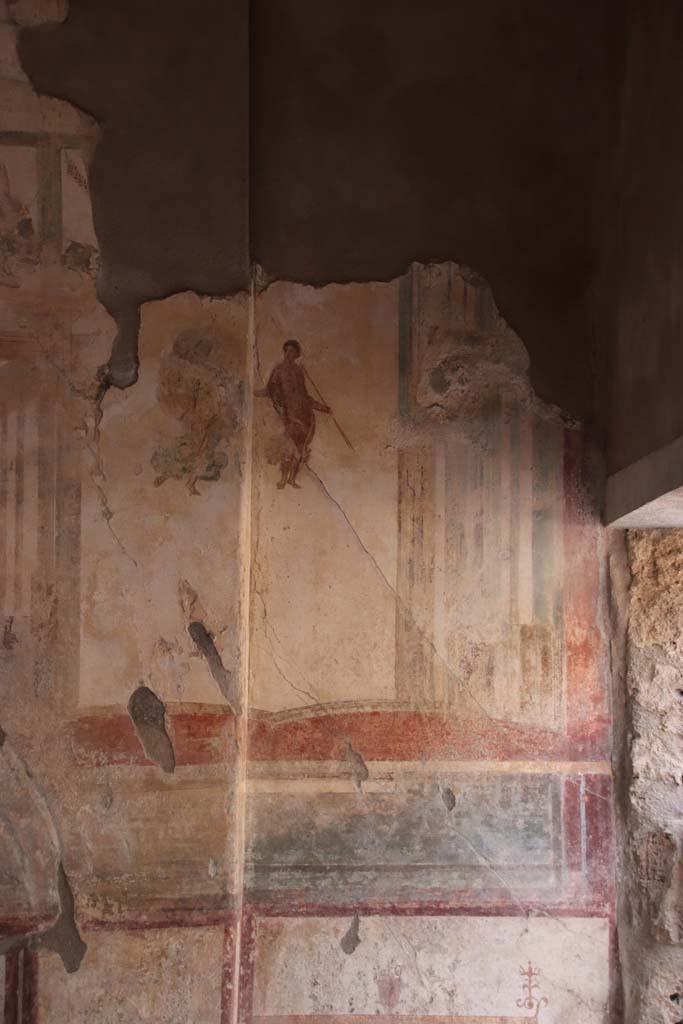 I.7.11 Pompeii. September 2021. 
Painted panel at east end of north wall of triclinium. Photo courtesy of Klaus Heese.