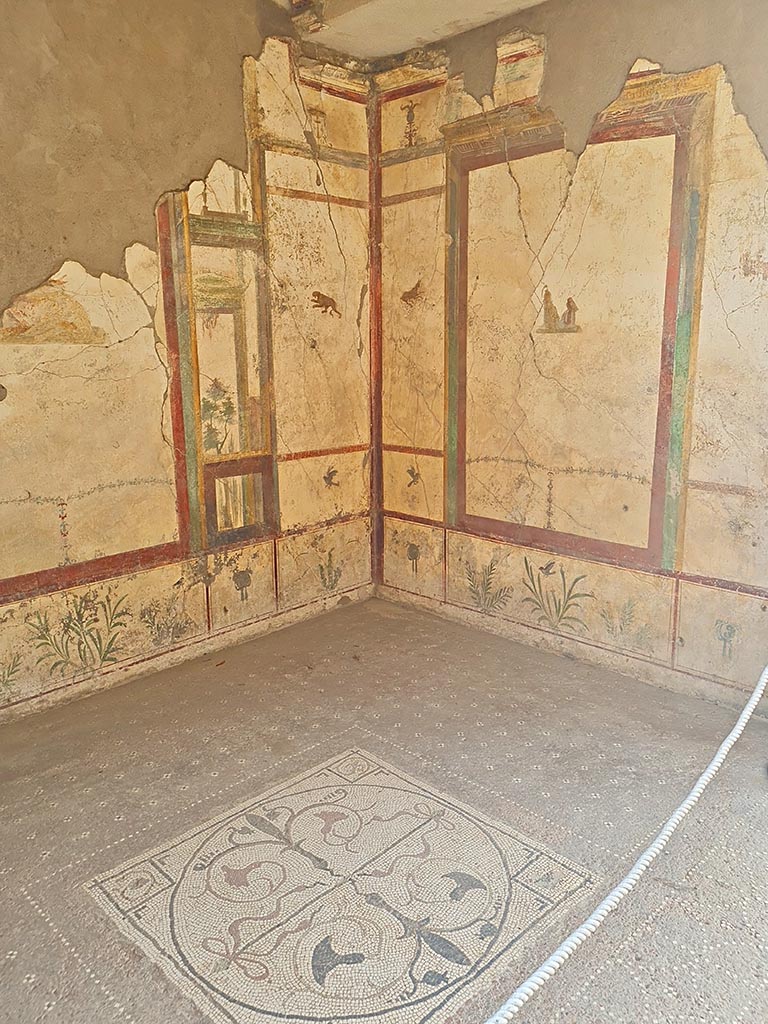 I.7.11 Pompeii. September 2024. 
Looking towards the south-east corner of the exedra on east side of north portico. Photo courtesy of Giuseppe Ciaramella.