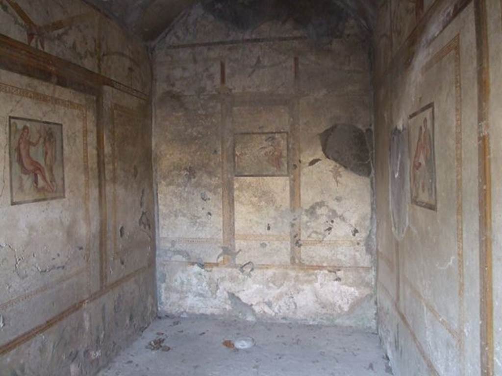 I.7.11 Pompeii. December 2006. Looking west. South, west and north walls of bedroom on west side of atrium.