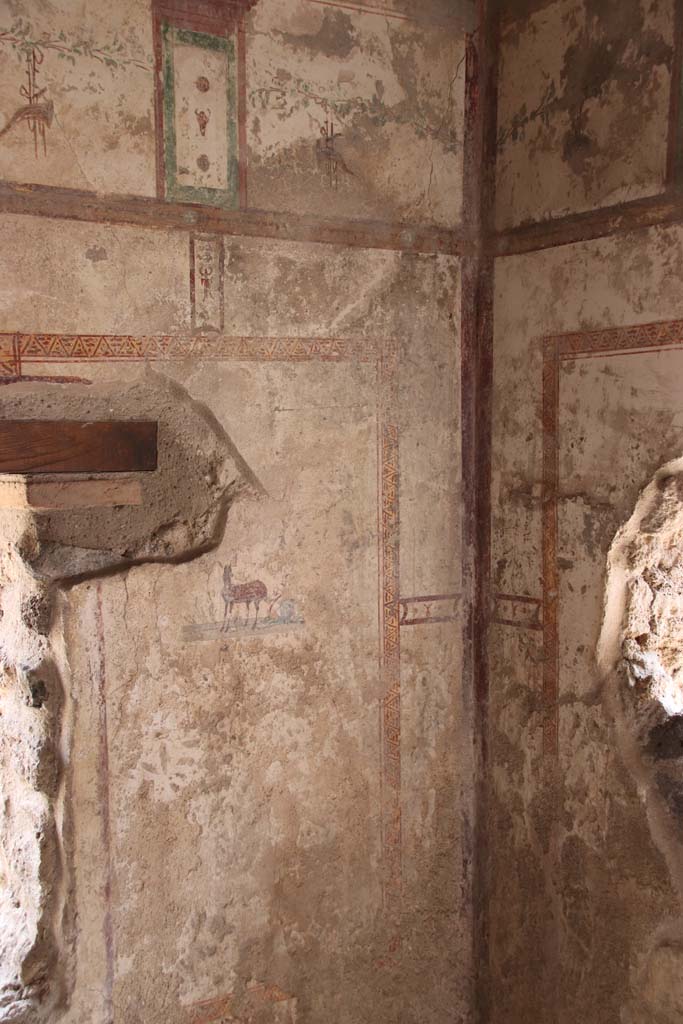 I.7.12 Pompeii. September 2021. 
Looking towards south-west corner of cubiculum. Photo courtesy of Klaus Heese.