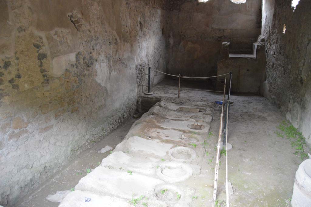 I.8.15 Pompeii. October 2017. Looking towards west wall, on left.
Foto Taylor Lauritsen, ERC Grant 681269 DÉCOR.
