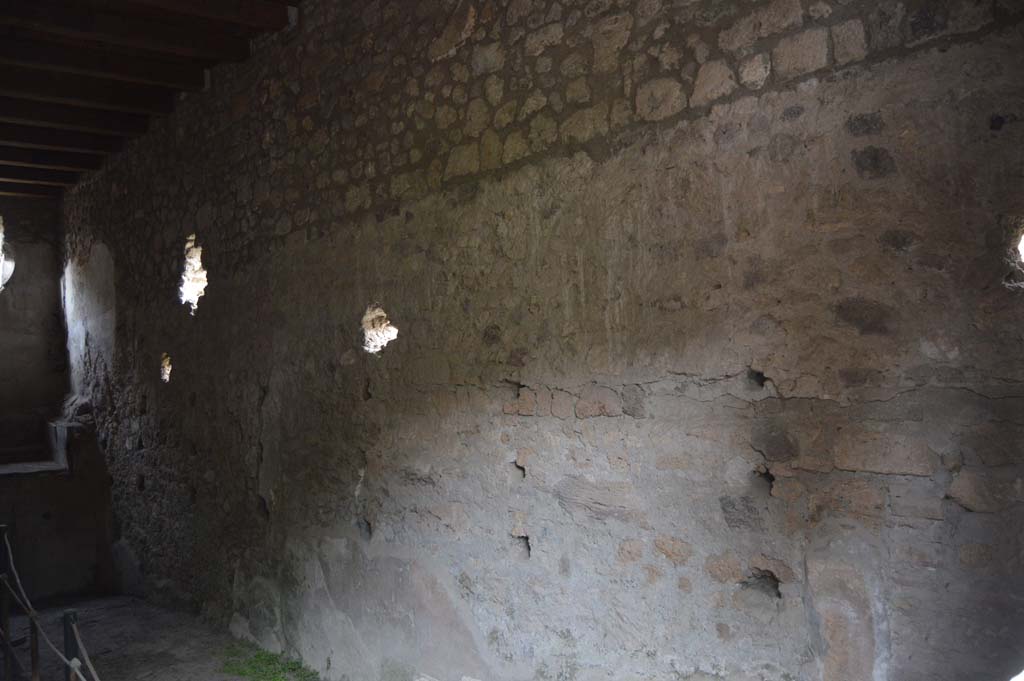 I.8.15 Pompeii. October 2017. Looking towards east wall. 
Foto Taylor Lauritsen, ERC Grant 681269 DÉCOR.