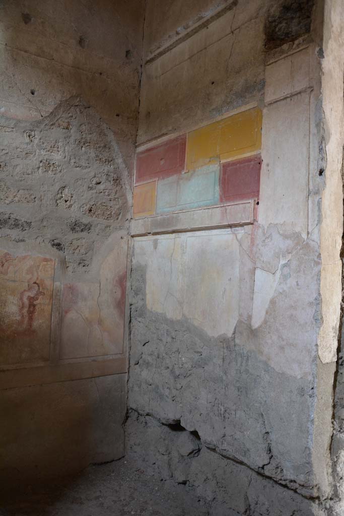 I.8.17 Pompeii. March 2019. Room 15, east end of alcove.
Foto Annette Haug, ERC Grant 681269 DÉCOR.