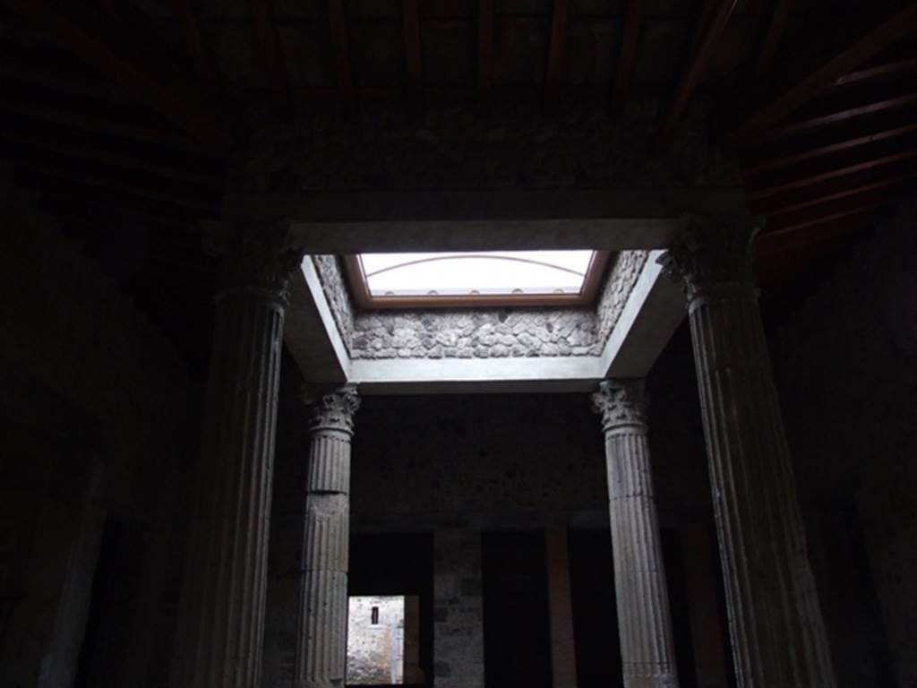 I.8.17 Pompeii. December 2007. Room 3, compluvium in atrium.