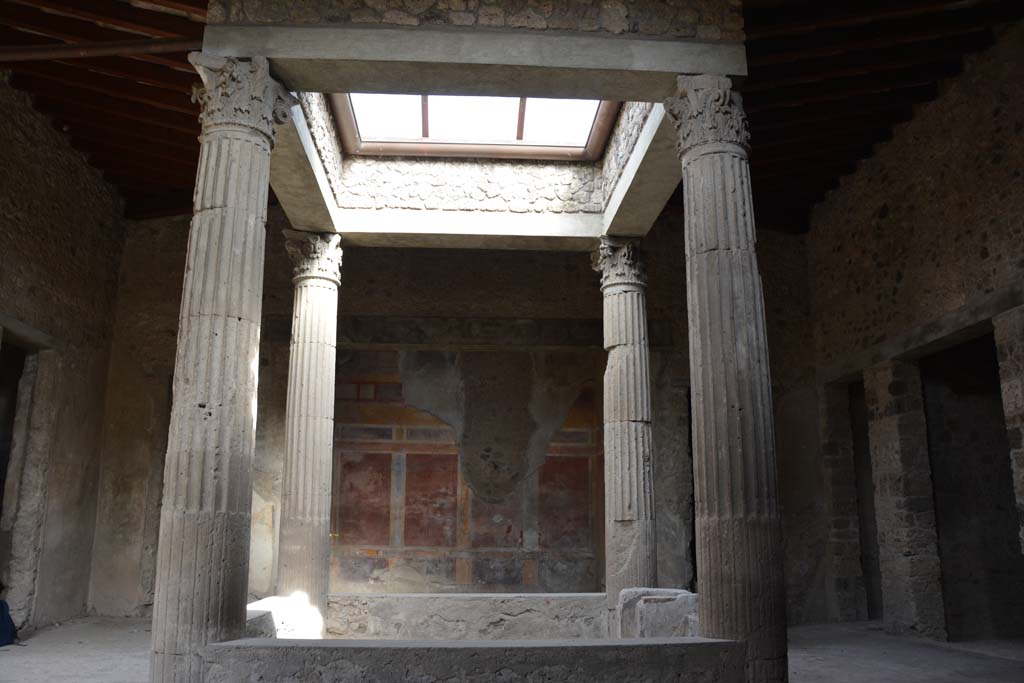 I.8.17 Pompeii. March 2019. Room 3, atrium, looking north across impluvium. 
Foto Annette Haug, ERC Grant 681269 DÉCOR.