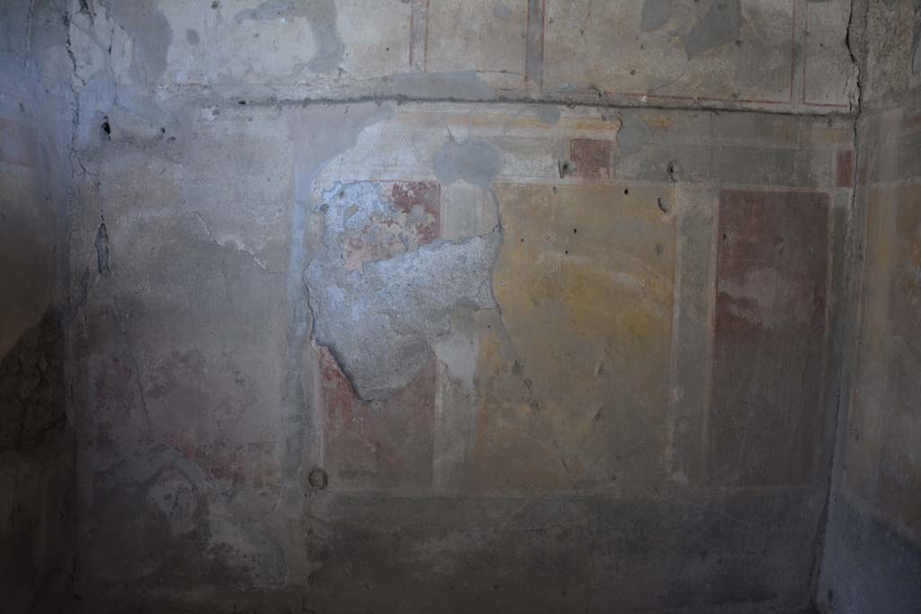 I.8.17 Pompeii. March 2019. Room 4, looking towards south wall.
Foto Annette Haug, ERC Grant 681269 DÉCOR.