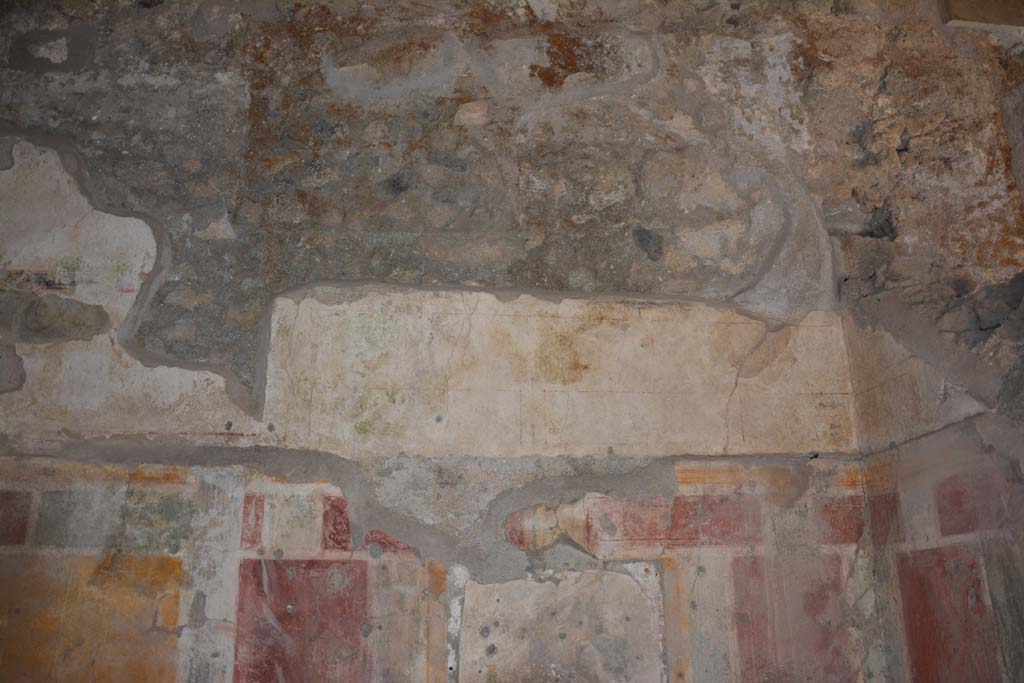 I.8.17 Pompeii. October 2019. Room 4, upper west wall at north end. 
Foto Annette Haug, ERC Grant 681269 DÉCOR.