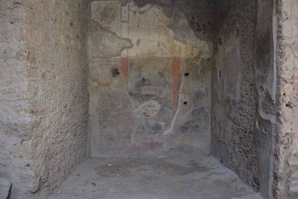 I.8.17 Pompeii. March 2019. Room 7, looking south along east wall, on left, in ala on south side of atrium.
Foto Annette Haug, ERC Grant 681269 DÉCOR.