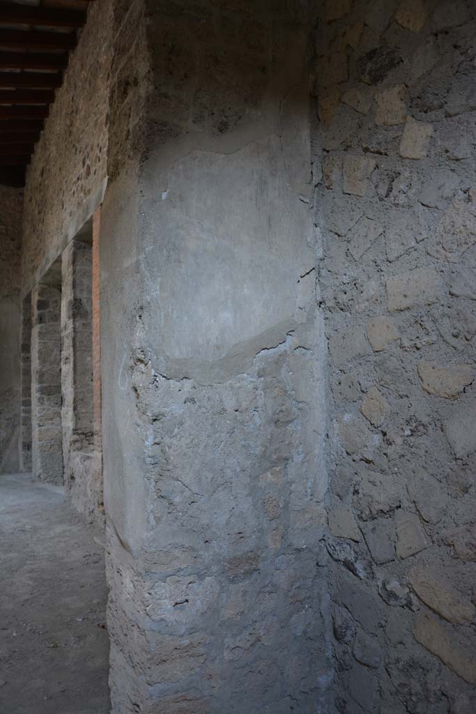 I.8.17 Pompeii. March 2019. Room 8, north-east corner with doorway to atrium 3.
Foto Annette Haug, ERC Grant 681269 DÉCOR.