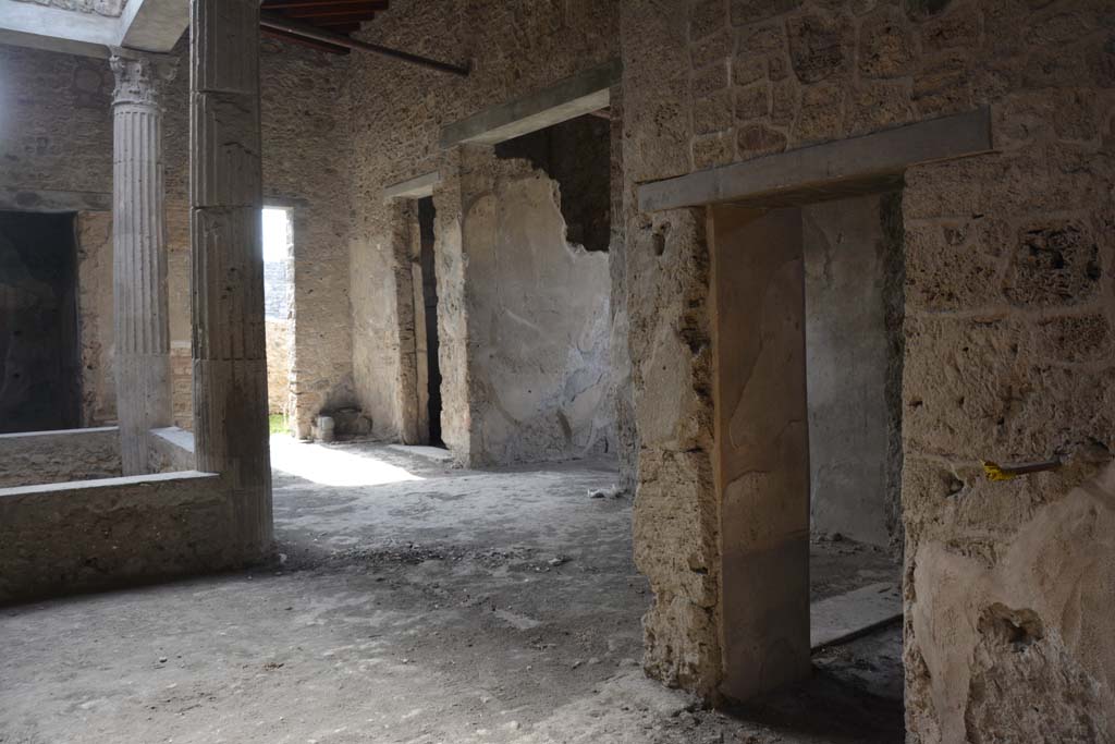 I.8.17 Pompeii. March 2019. 
Room 13, looking south-west across atrium 3 from north ala, with doorway to room 14, in west wall, on right. 
Foto Annette Haug, ERC Grant 681269 DÉCOR.