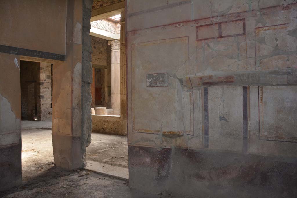 I.8.17 Pompeii. March 2019. Room 14, looking towards doorway to atrium 3 in south-east corner, and south wall.
Foto Annette Haug, ERC Grant 681269 DÉCOR.