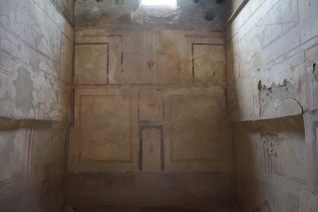 I.8.17 Pompeii. March 2019. Room 14, west wall with bed recess in both south and north walls. 
Foto Annette Haug, ERC Grant 681269 DÉCOR.